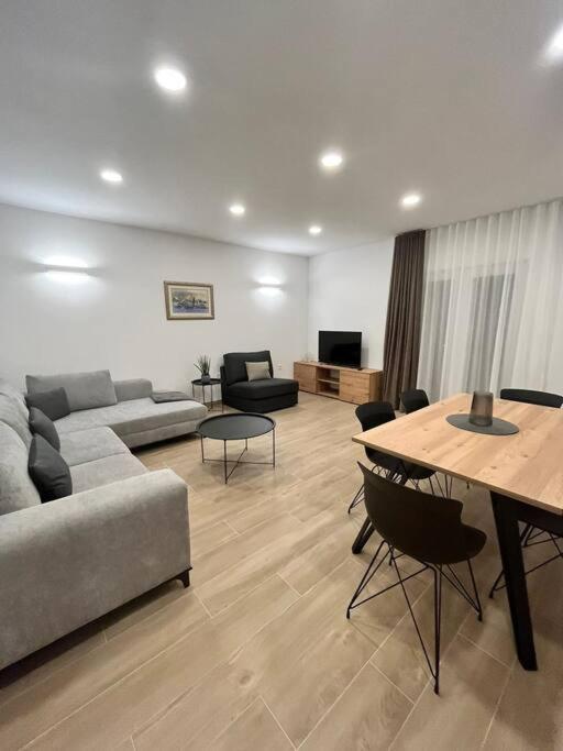 Blue With Shared Pool Apartment