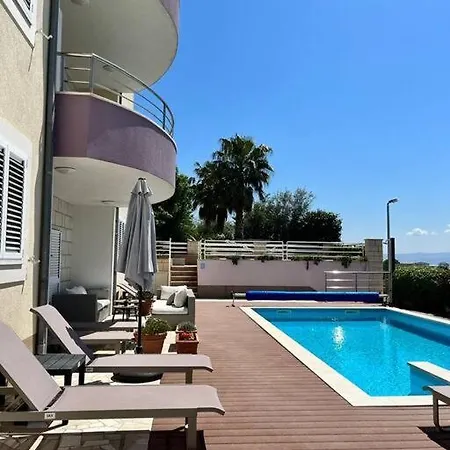 Blue Apartment With Shared Pool Split Kültér fotó