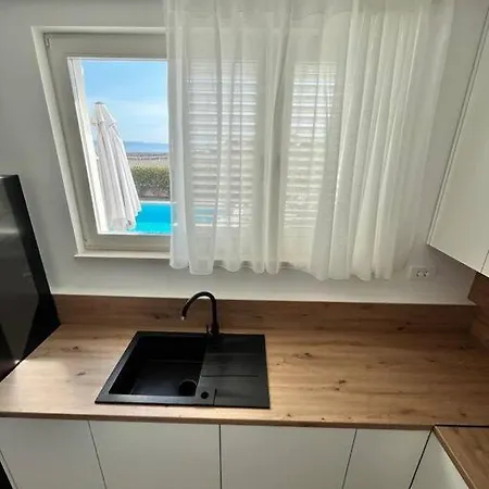 Blue Apartment With Shared Pool Split Kültér fotó
