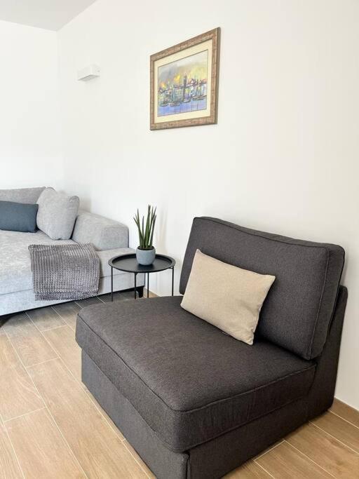 Apartment Blue With Shared Pool *